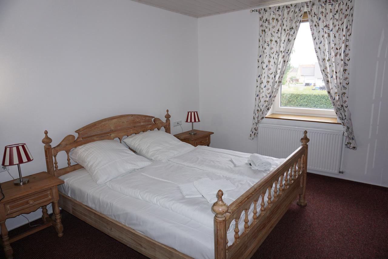 Landhaus Zum Mushof Hotel Wethen Bagian luar foto