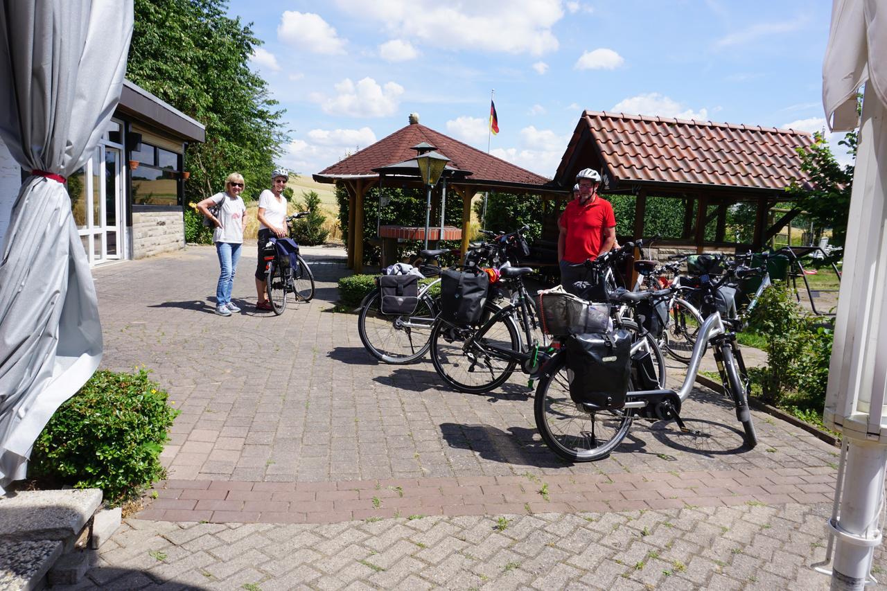 Landhaus Zum Mushof Hotel Wethen Bagian luar foto