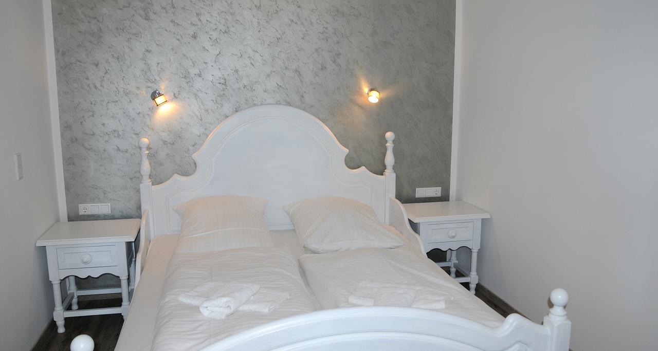 Landhaus Zum Mushof Hotel Wethen Bagian luar foto
